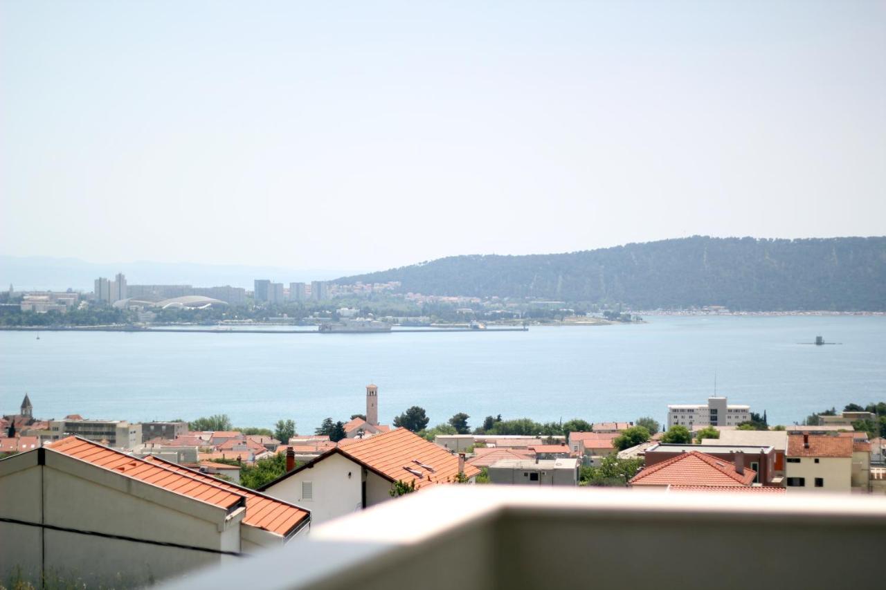 Apartman Cicibella Kaštela Exteriör bild