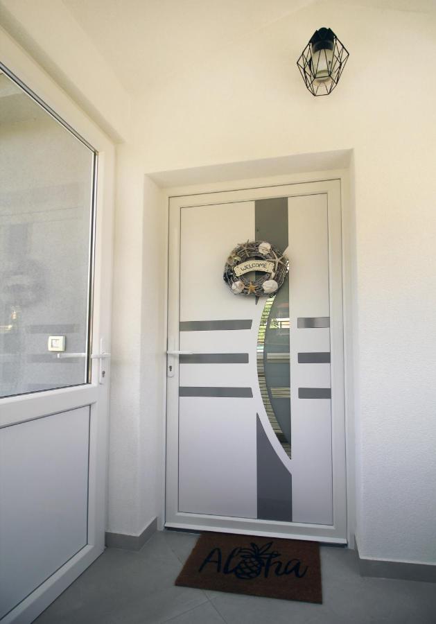 Apartman Cicibella Kaštela Exteriör bild