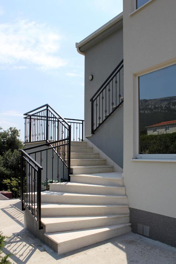 Apartman Cicibella Kaštela Exteriör bild
