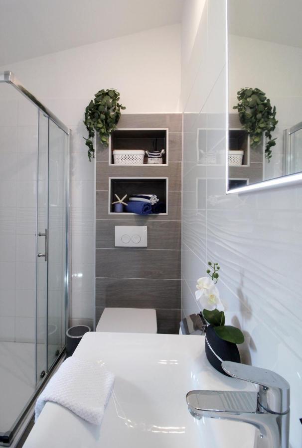 Apartman Cicibella Kaštela Exteriör bild