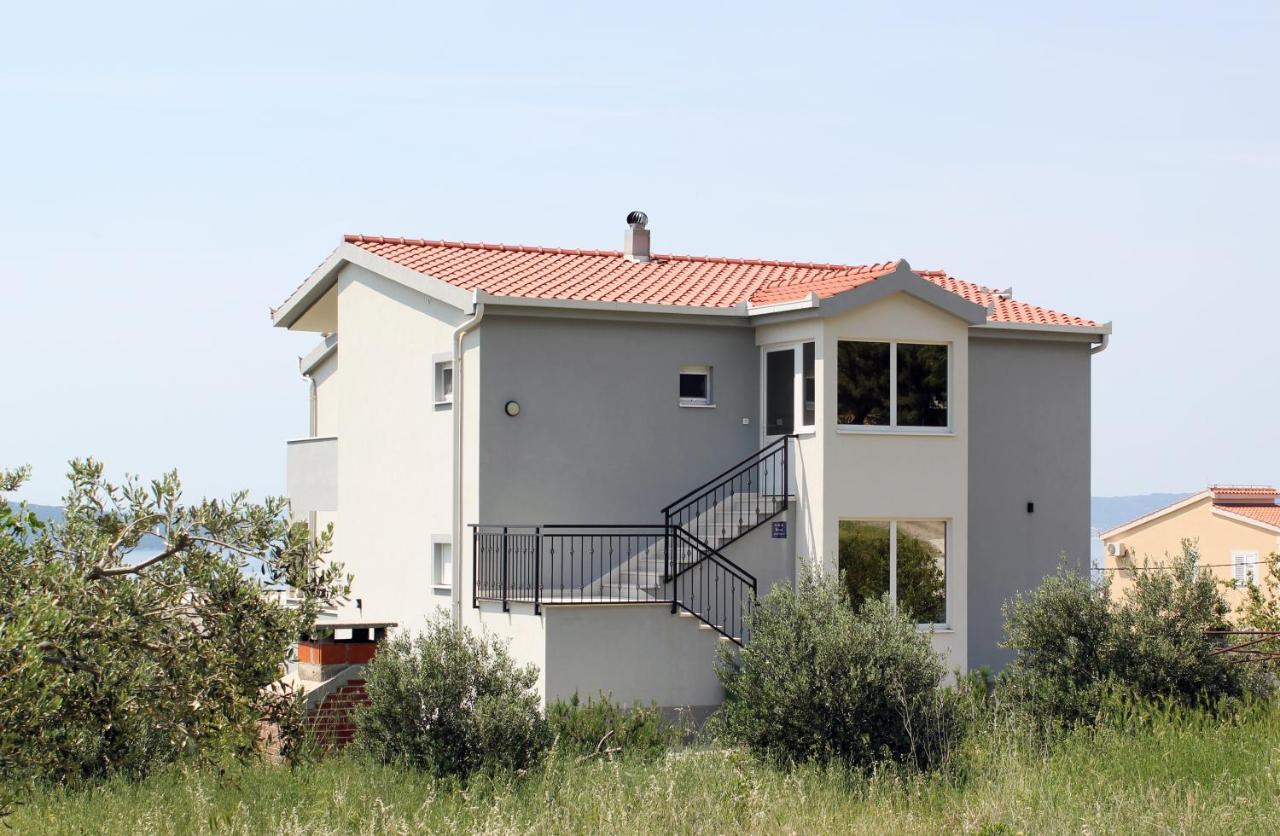 Apartman Cicibella Kaštela Exteriör bild